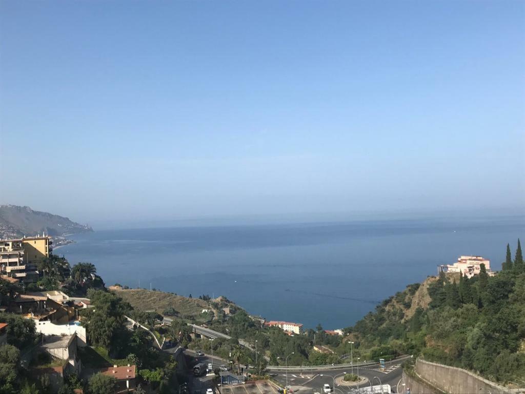 Il Piccolo Diavolo Leilighet Taormina Eksteriør bilde