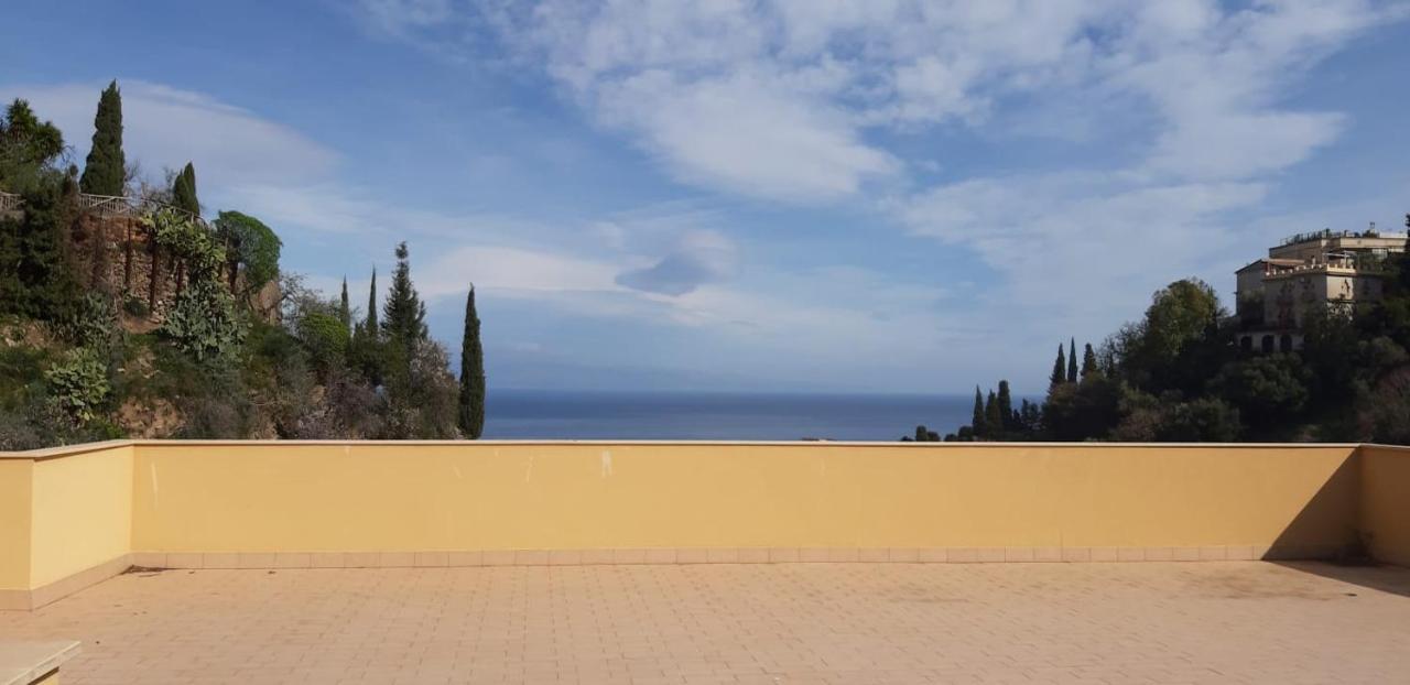 Il Piccolo Diavolo Leilighet Taormina Eksteriør bilde