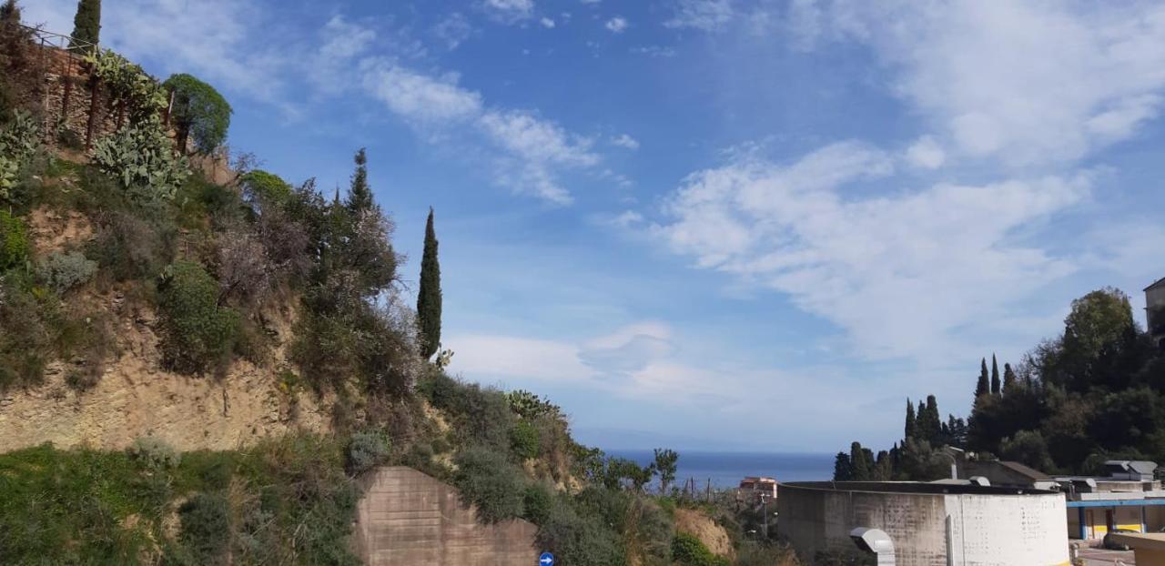 Il Piccolo Diavolo Leilighet Taormina Eksteriør bilde
