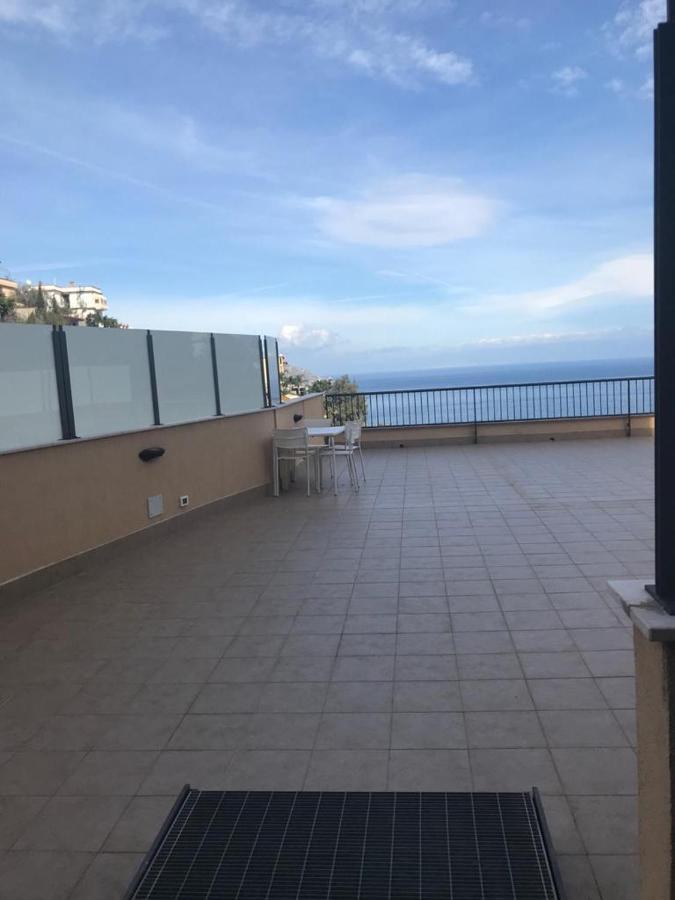 Il Piccolo Diavolo Leilighet Taormina Eksteriør bilde